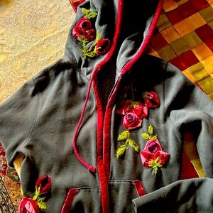 Vintage rose zip hoodie by Lucky Brand size s. Perfect for Valentine's Day!
